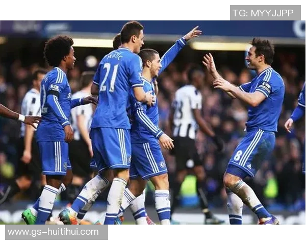 切尔西控球压制破密集，客场2比0伯恩利升至第二，英超争冠留悬念