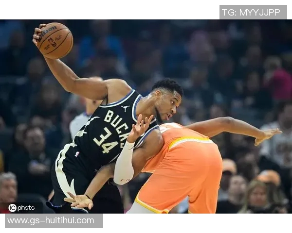 字母哥受伤夏季风云再起,骑士米切尔40+表现燃爆全场 字母哥受伤夏季风云再起,骑士米切尔40+表现燃爆全场