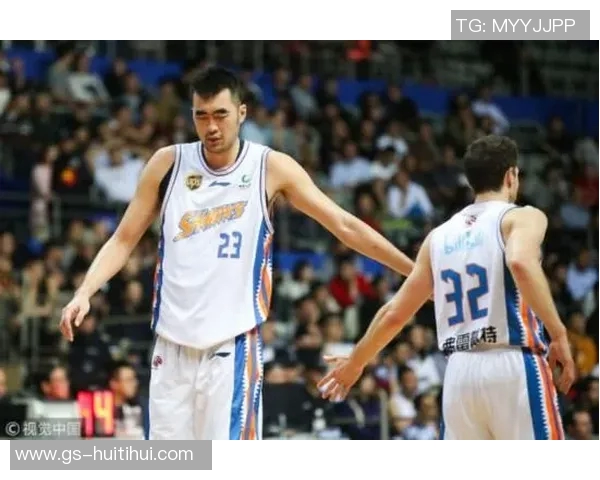 上海主场迎回38岁老队长，于他而言今夜就像是圆梦