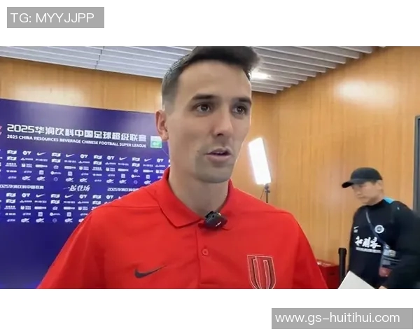 是留队还是走人?成都蓉城王牌悍将周定洋做出回应,引发球迷热议 是留队还是走人?成都蓉城王牌悍将周定洋做出回应,引发球迷热议
